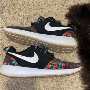 Custom Aztec Nike Roshe